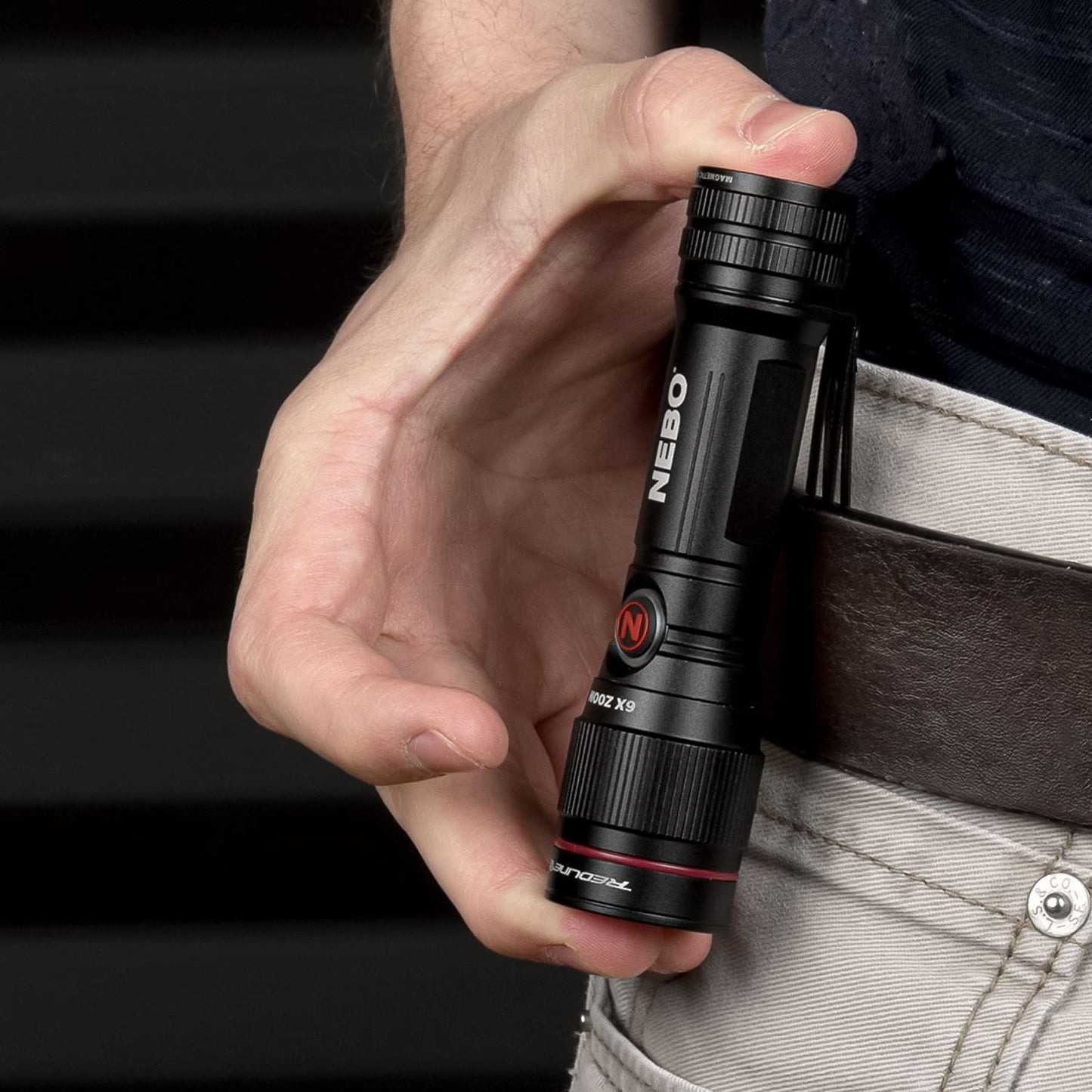 NEBO Torcia portatile a batteria con clip, 500 Lumen, base magnetica, torcia impermeabile, lampada con 4 modalità di luce