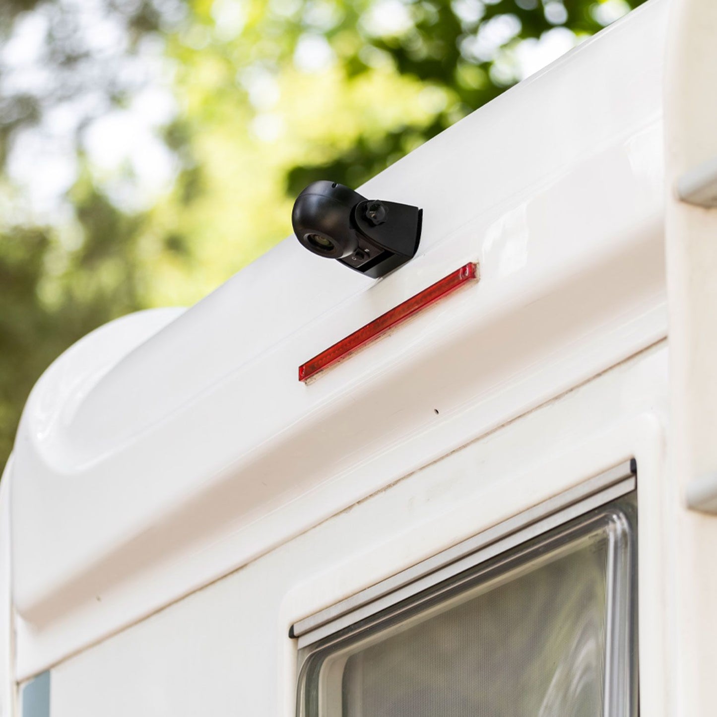 Midland Wireless RV Dash Cam with Monitor, Adjustable Reversing Camera with Magnetic Base, Plug and Play for Motorhome, Caravan or Caravan