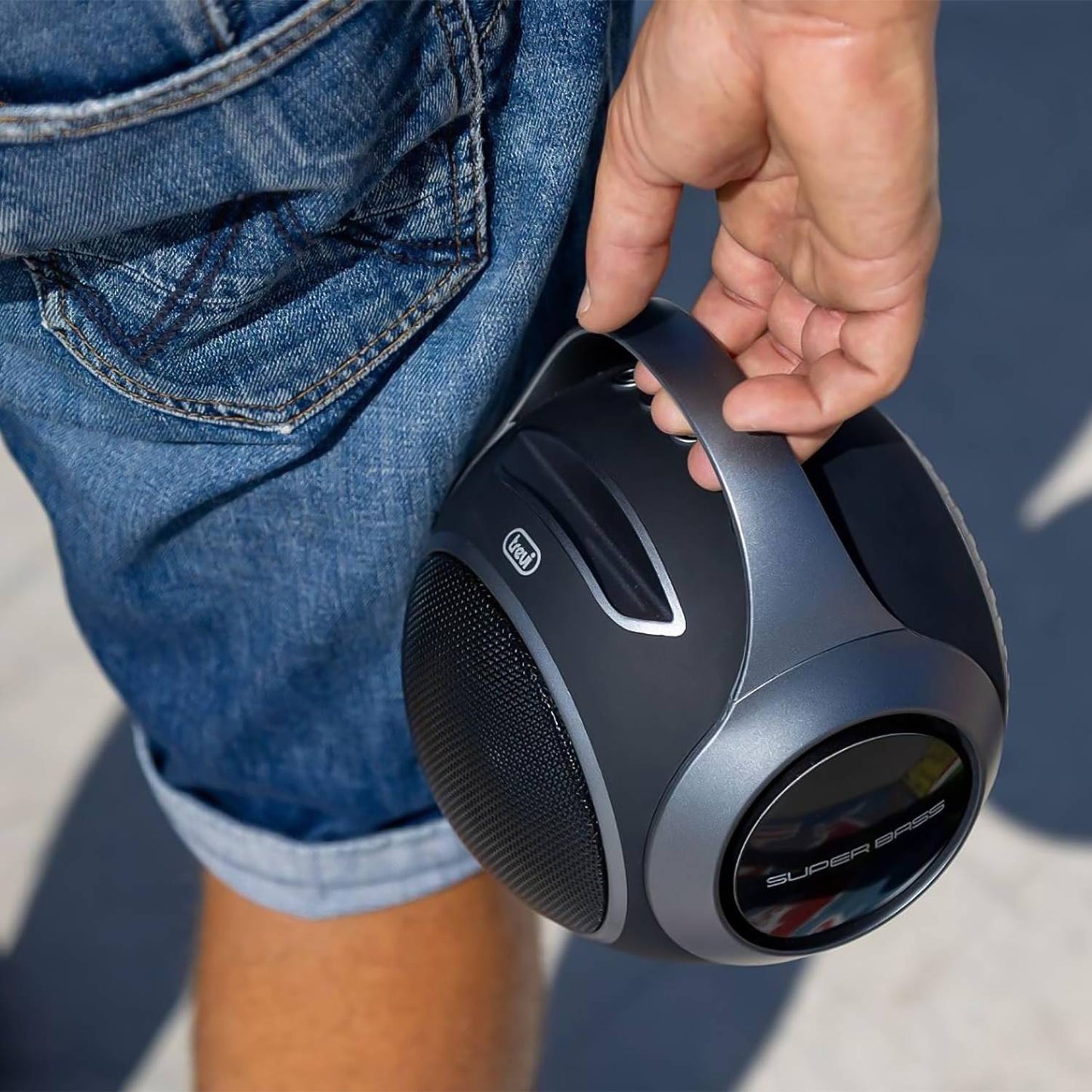 Trevi XR Jump Cassa altoparlante portatile wireless 20W a batteria ricaricabile con presa di ricarica USB-C, connettività USB, Micro SD e AUX, resistente all’acqua IPX5, Nero