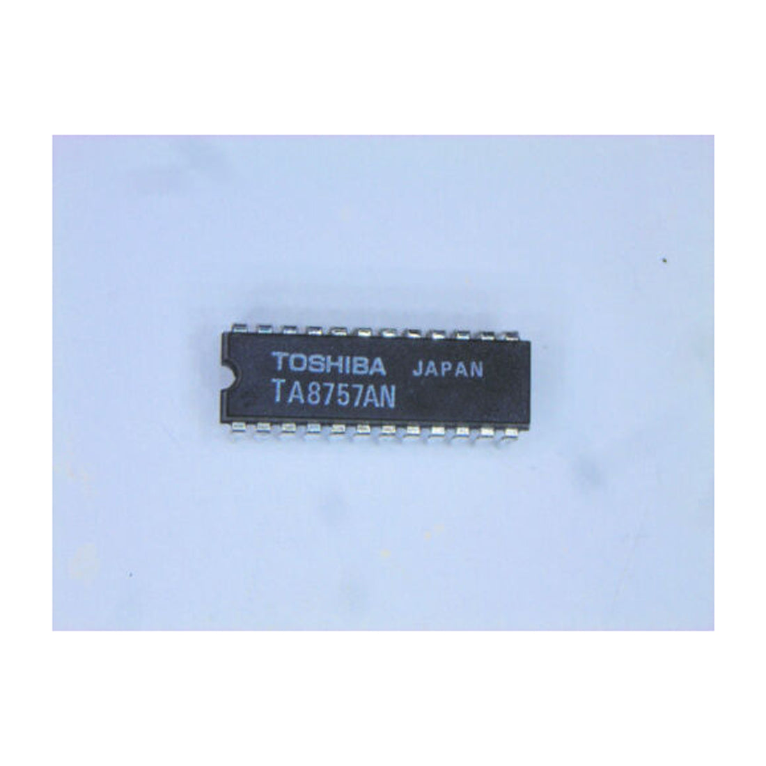 TOSHIBA TA8757AN componente elettronico, circuito integrato, 24 contatti