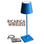 Kelù Chloé Mare Lampe de table LED sans fil rechargeable H38cm, variateur tactile 200 lumen, recharge sans fil, corps en aluminium bleu, durée 9 heures, IP54